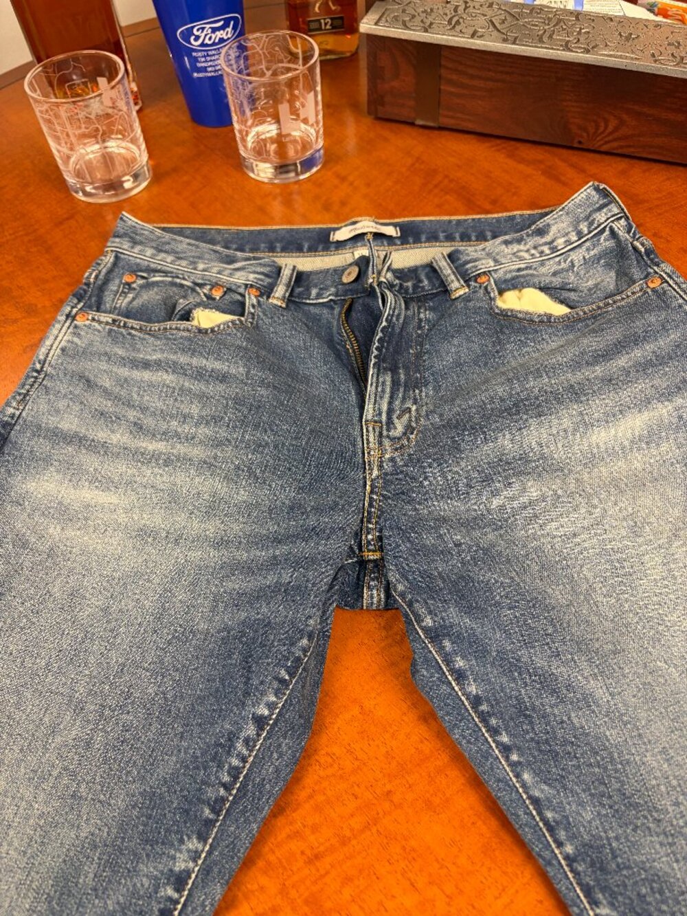Madewell Athletic Slim Jeans in Gallagher Wash 34 x 32